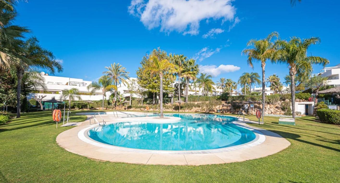 Great Near Banus Appartement *